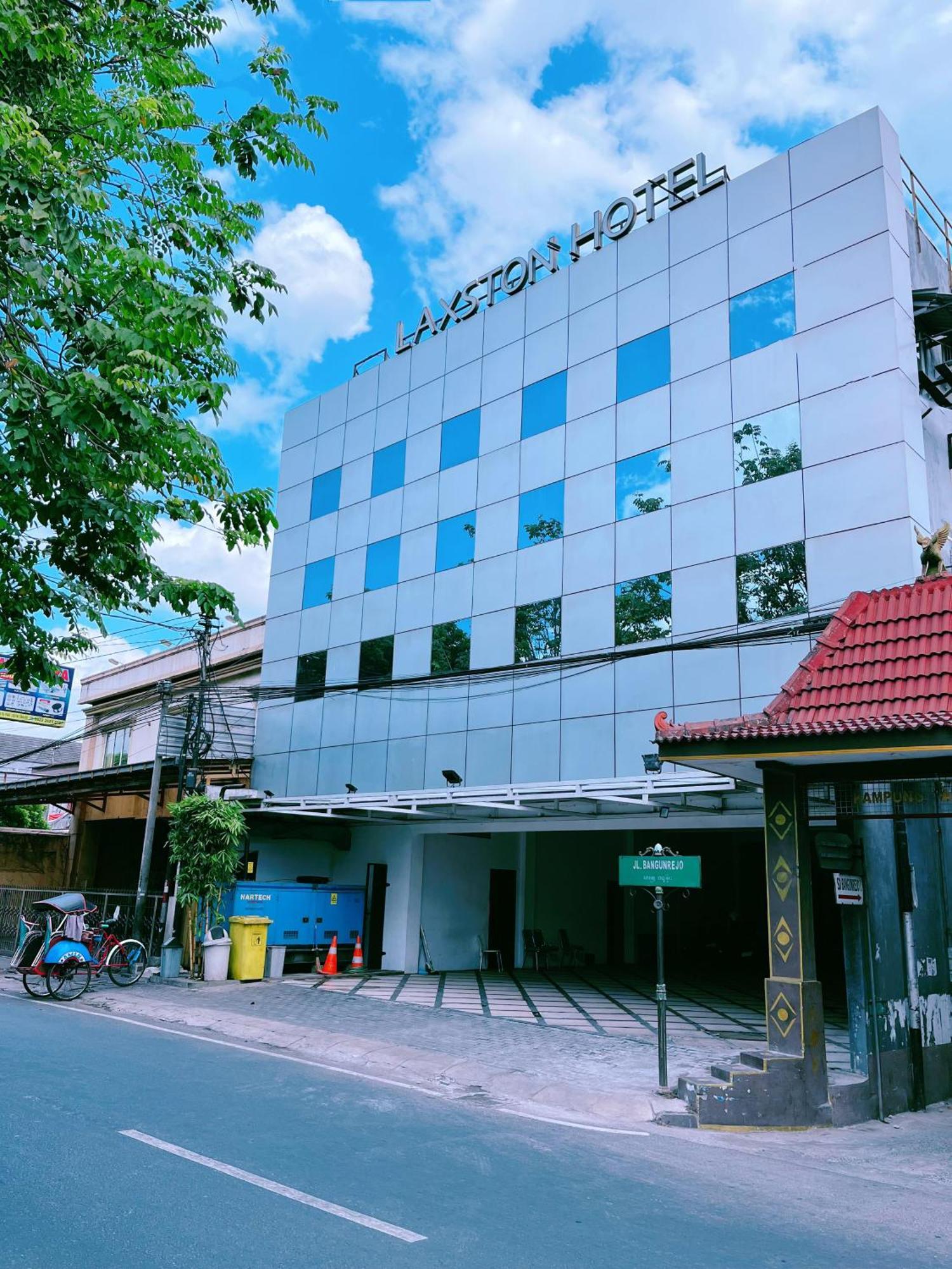 Laxston Hotel Yogyakarta Eksteriør bilde