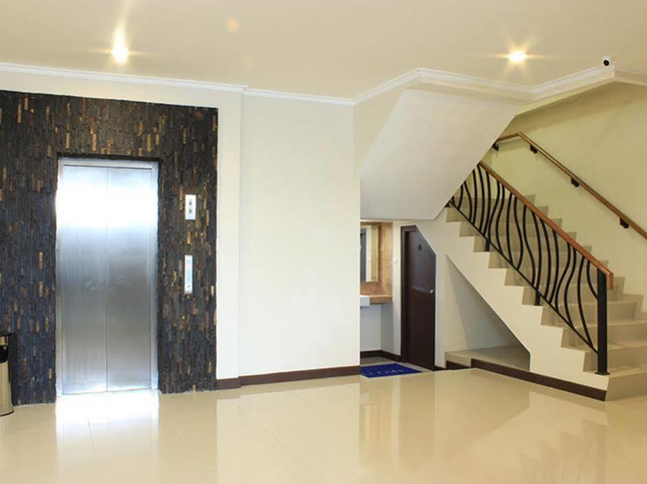 Laxston Hotel Yogyakarta Eksteriør bilde